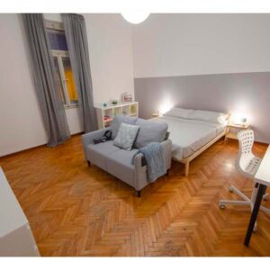 vista della stanza suite privata con stanza matrimoniale