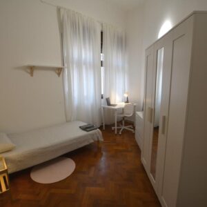 vista generale della stanza