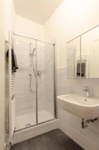 dettaglio della doccia per il secondo bagno