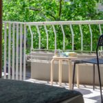 vista del terrazzino privato con affaccio sul verde